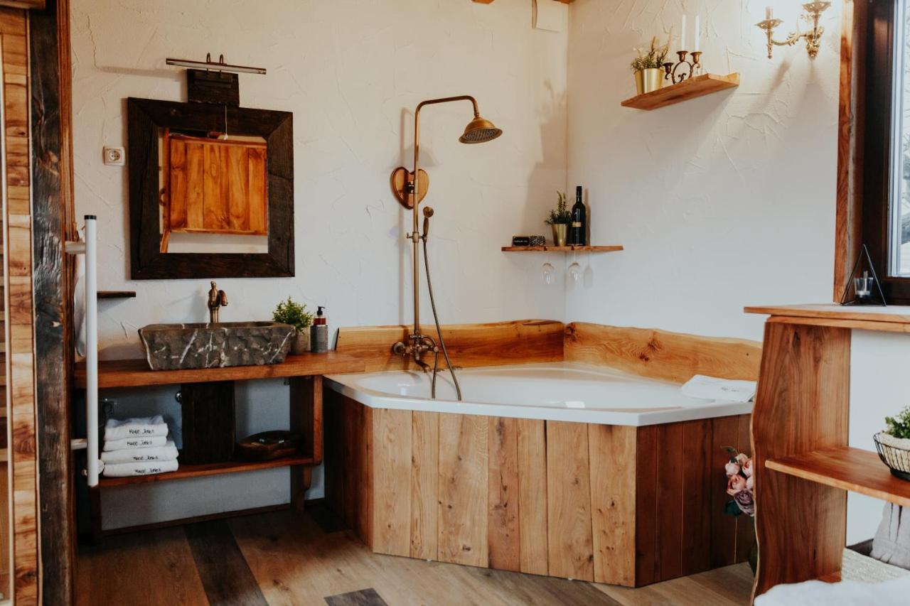 Treehouse Drevesna Hiska Strkovo Gnezdo Ranc Jures Hotel Ljutomer Kültér fotó